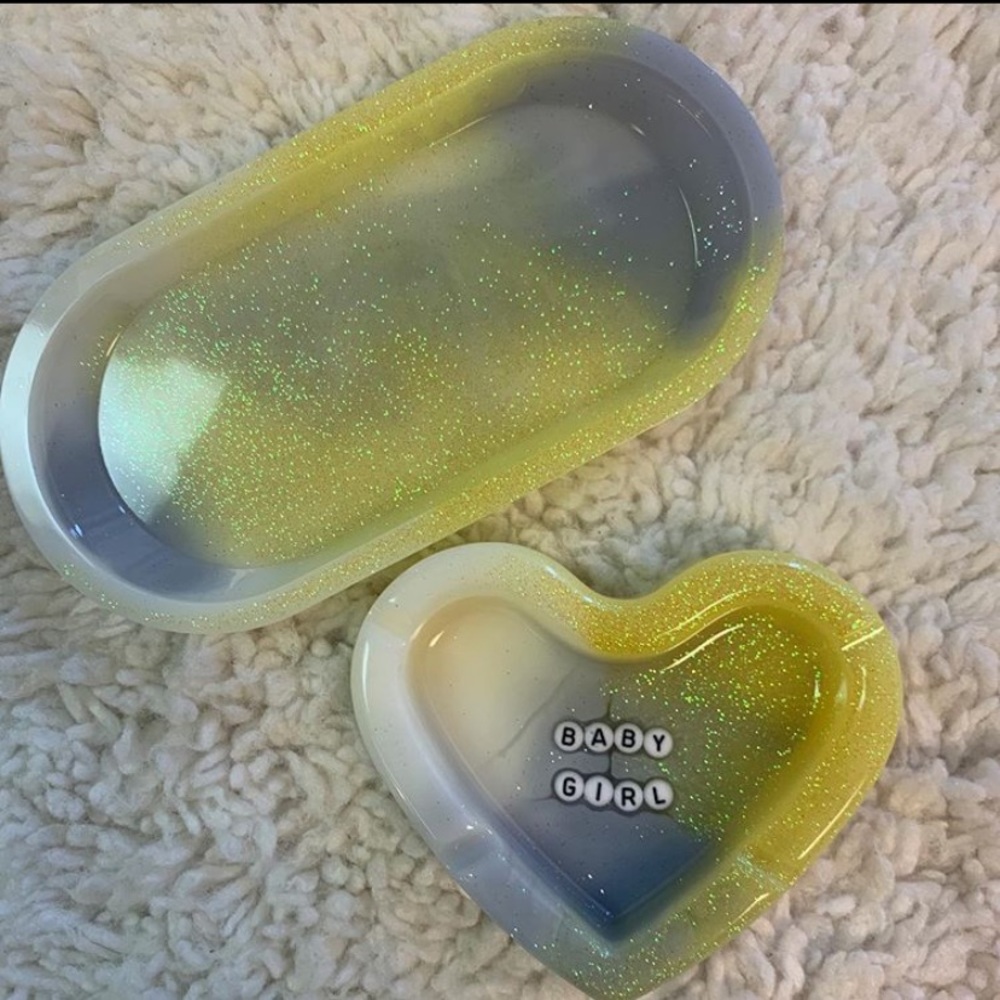 ❌SOLD❌💛Custom Ashtray Set🤍 made by @thatssoresin